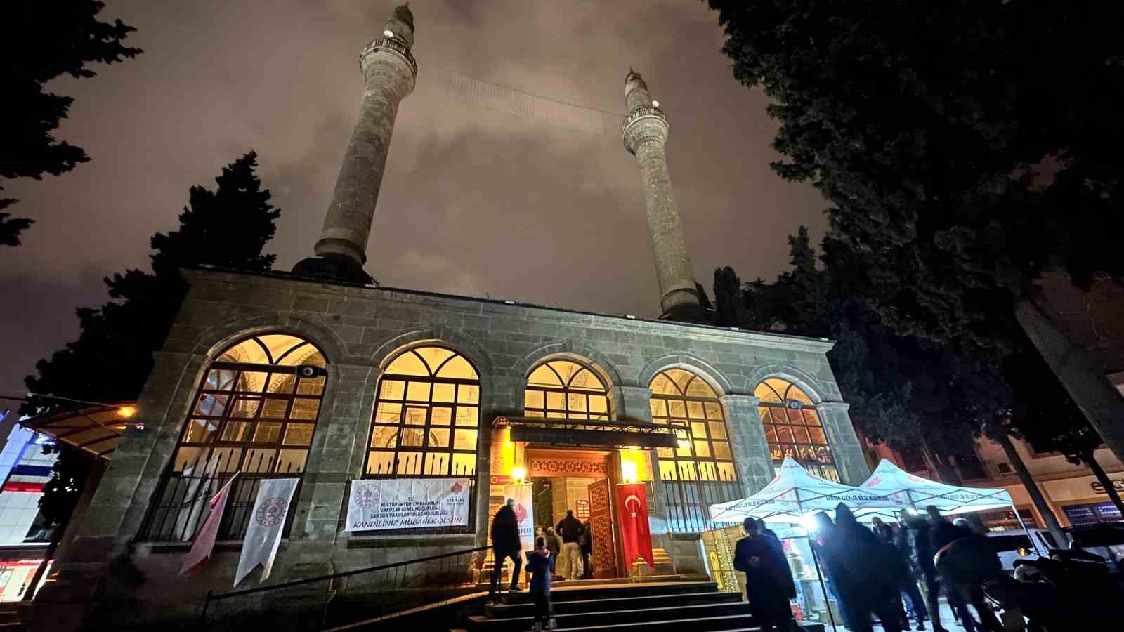 Samsun’da Berat Kandili dualarla idrak edildi