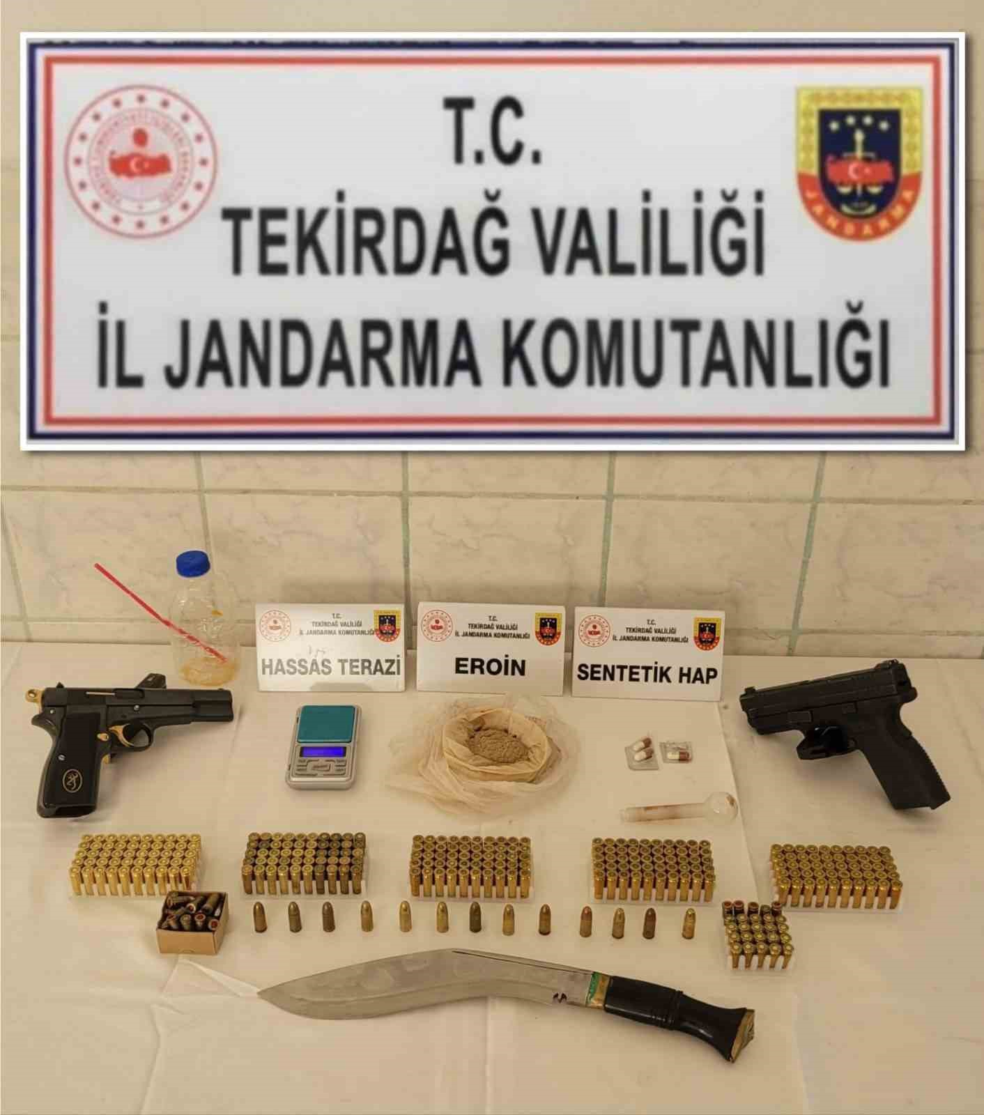 Tekirdağ&rsquo;da jandarmadan uyuşturucu operasyonu: &Ccedil;ok sayıda madde ele ge&ccedil;irildi
