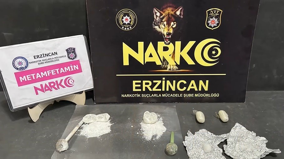 Midesinden 21,39 gram uyuşturucu &ccedil;ıktı
