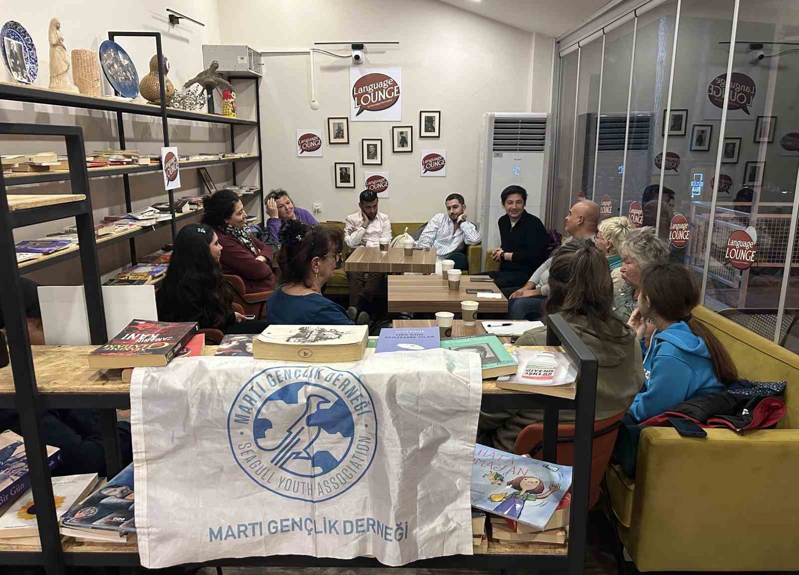 Muratpaşa Belediyesi’nden ücretsiz ingilizce konuşma kulübü