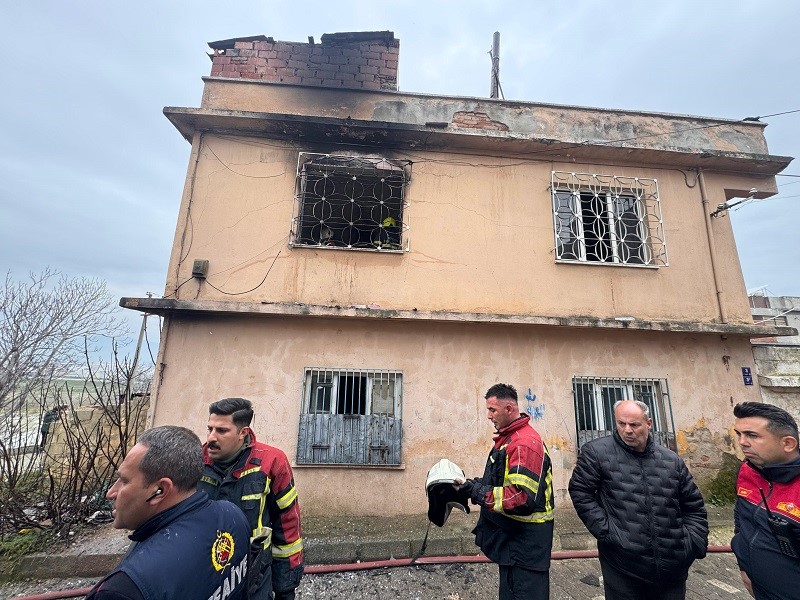 Aydın’da ev yangını