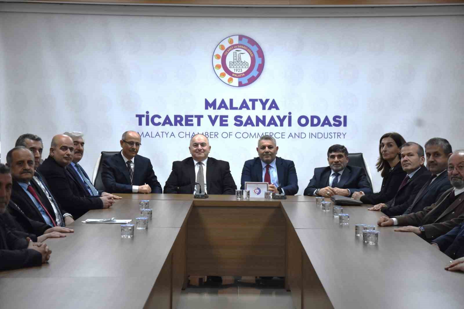 Sadıkoğlu: "Binlerce firma iflasın eşiğinde"