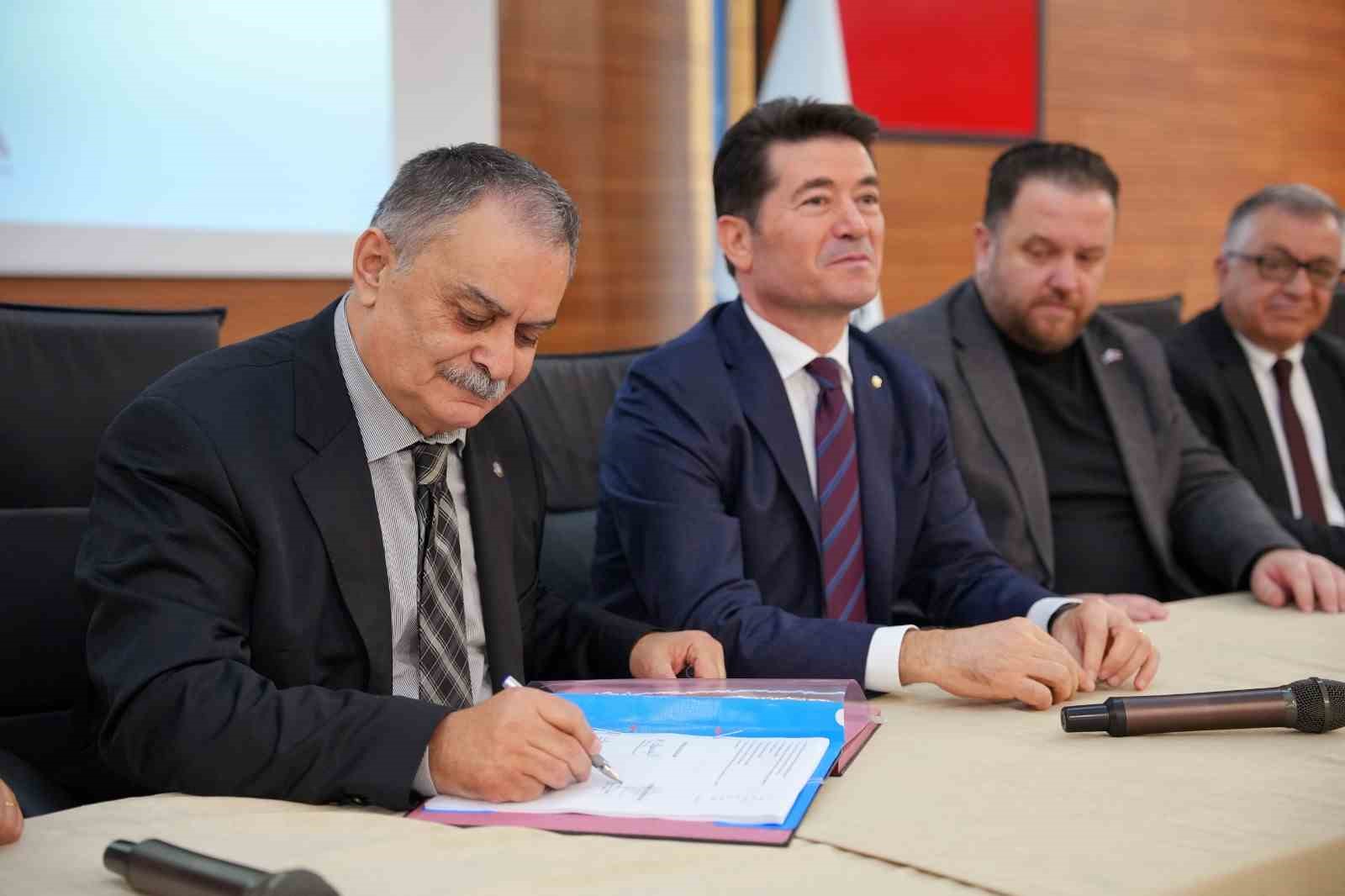 Dayı ile yeğeninin zam pazarlığının kazananı belediye işçileri oldu