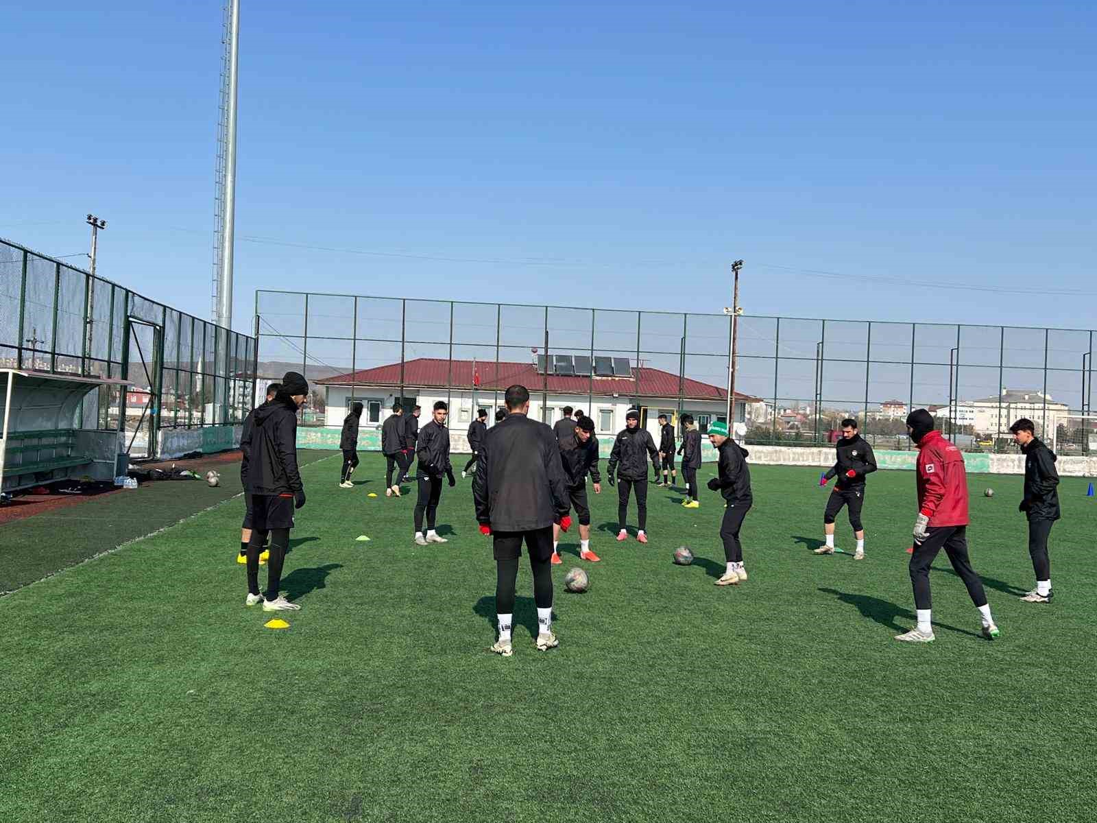 Kars 36 Spor, Tortum Spor karşılaşmasının hakemleri belli oldu
