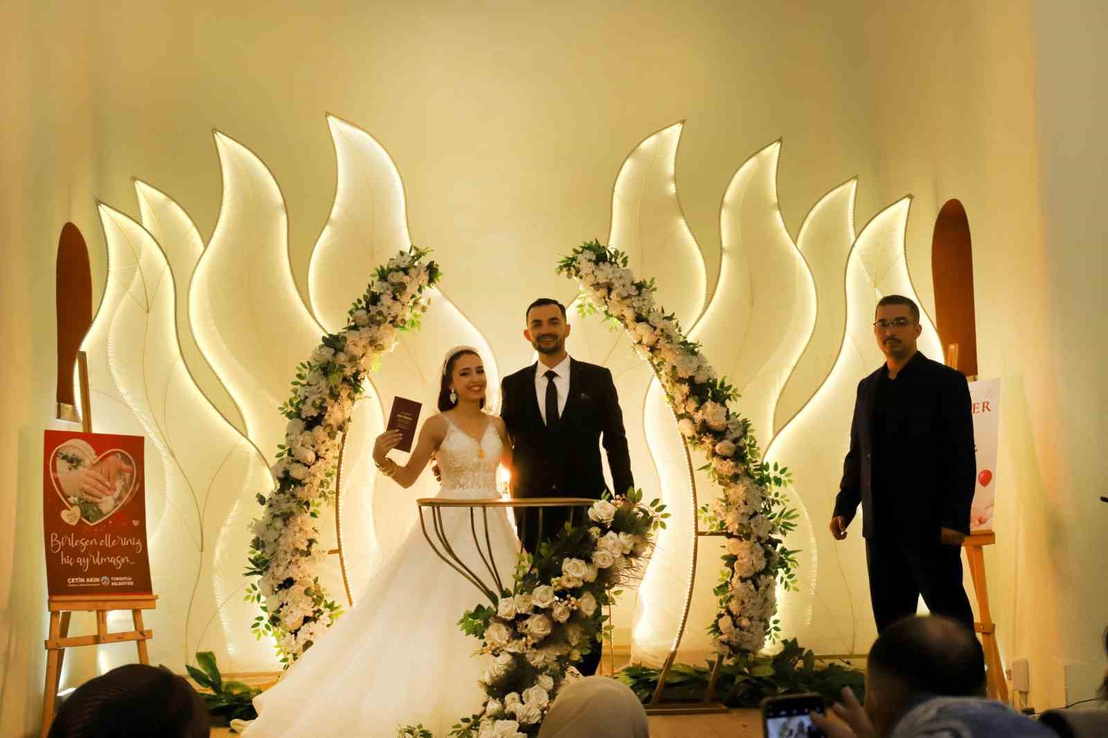 Turgutlu Belediyesinden 14 Şubat sürprizi