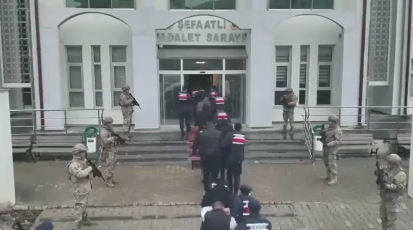 Şefaatli&rsquo;de uyuşturucu operasyonunda 6 kişi tutuklandı
