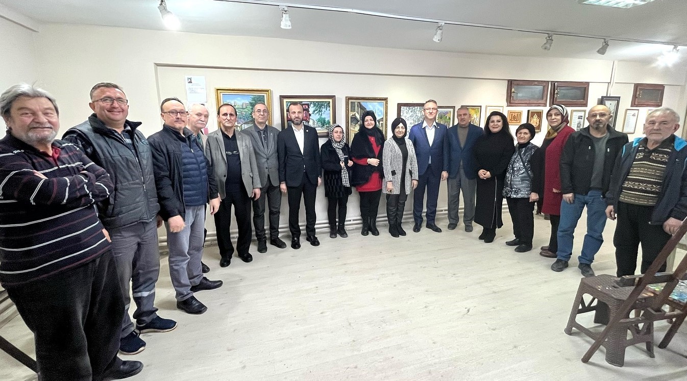AK Parti K&uuml;tahya milletvekilleri, Kent Konseyi K&uuml;lt&uuml;r ve Sanat Merkezi&rsquo;ni ziyaret etti
