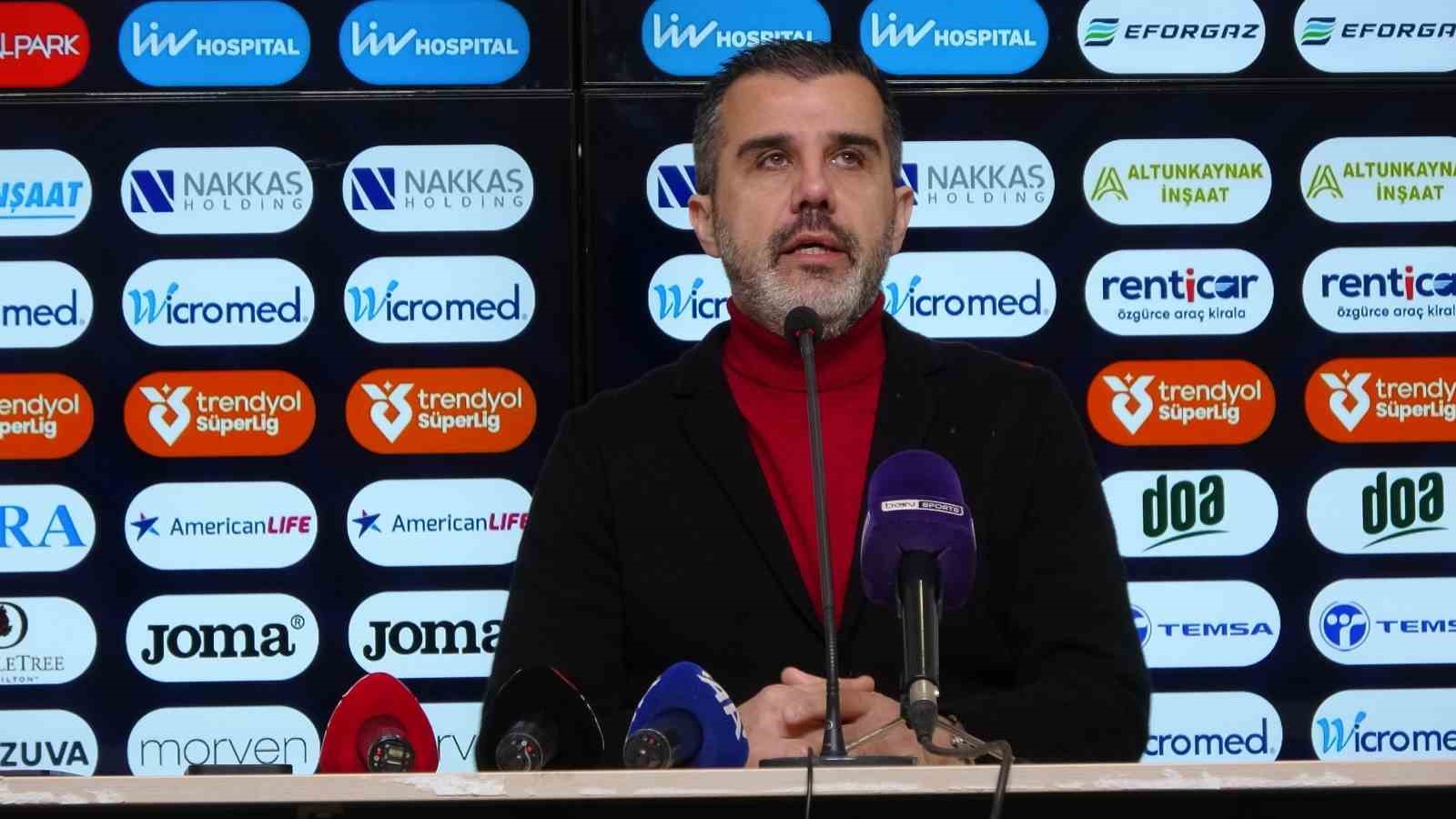 Mustafa Alper Avcı: "Oyuncularımızın hakkı bugün galibiyetti"