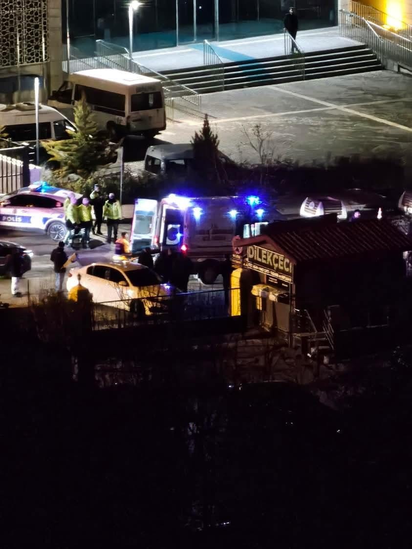 Elazığ&rsquo;da silahlı kavga: 1&rsquo;i ağır 2 yaralı
