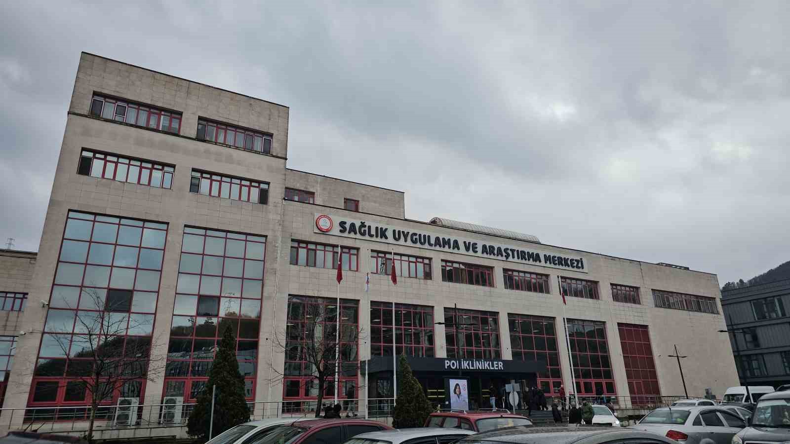 Kontrolsüzce çevreye bırakılan etler "kist hidatik enfeksiyonunun’ yayılmasına neden oluyor
