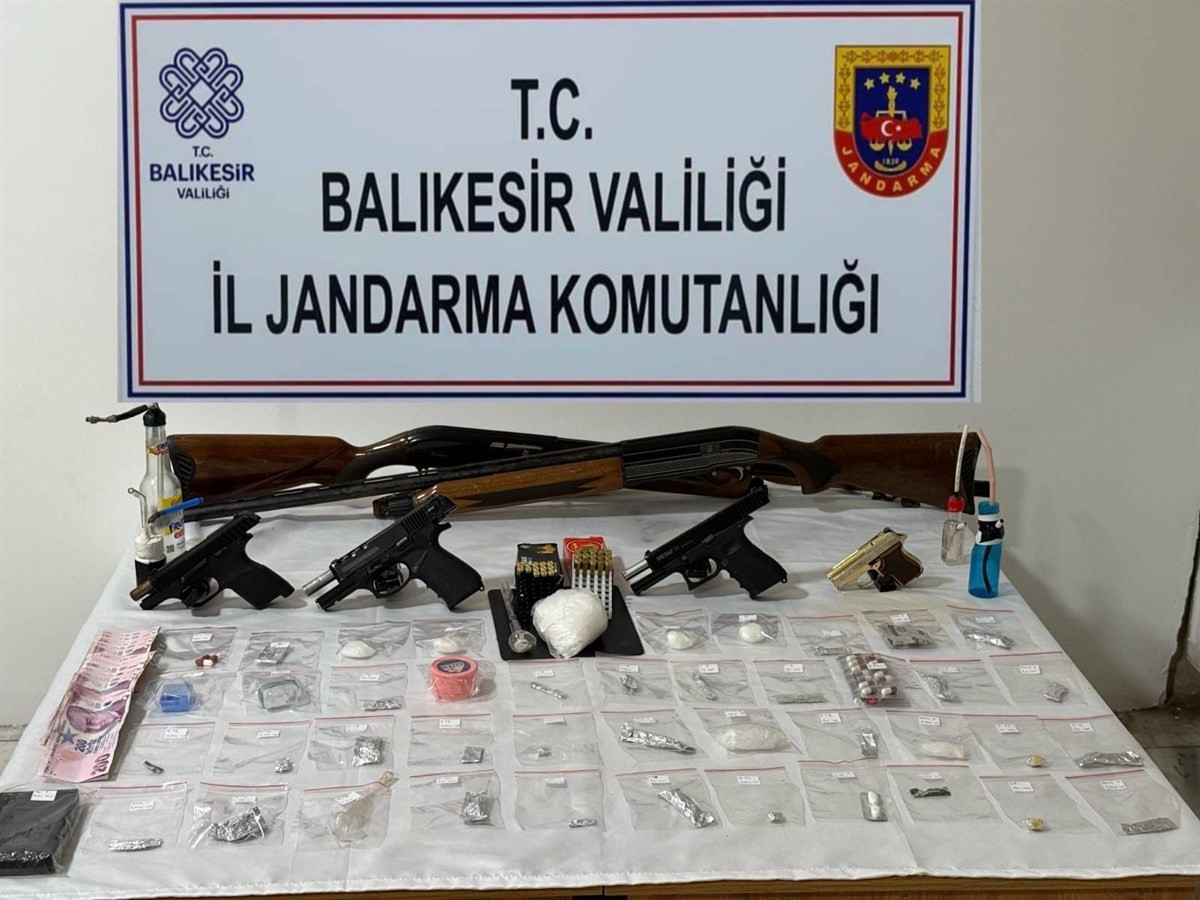 Balıkesir’deki uyuşturucu ticareti operasyonunda 5 şüpheli gözaltına alındı