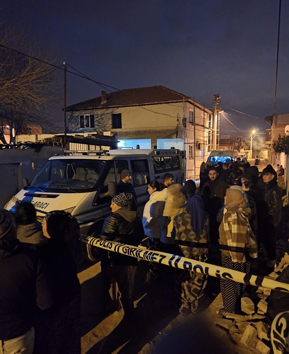 İncirliova’da bir kadın evinin kapısının önünde hayatını kaybetti