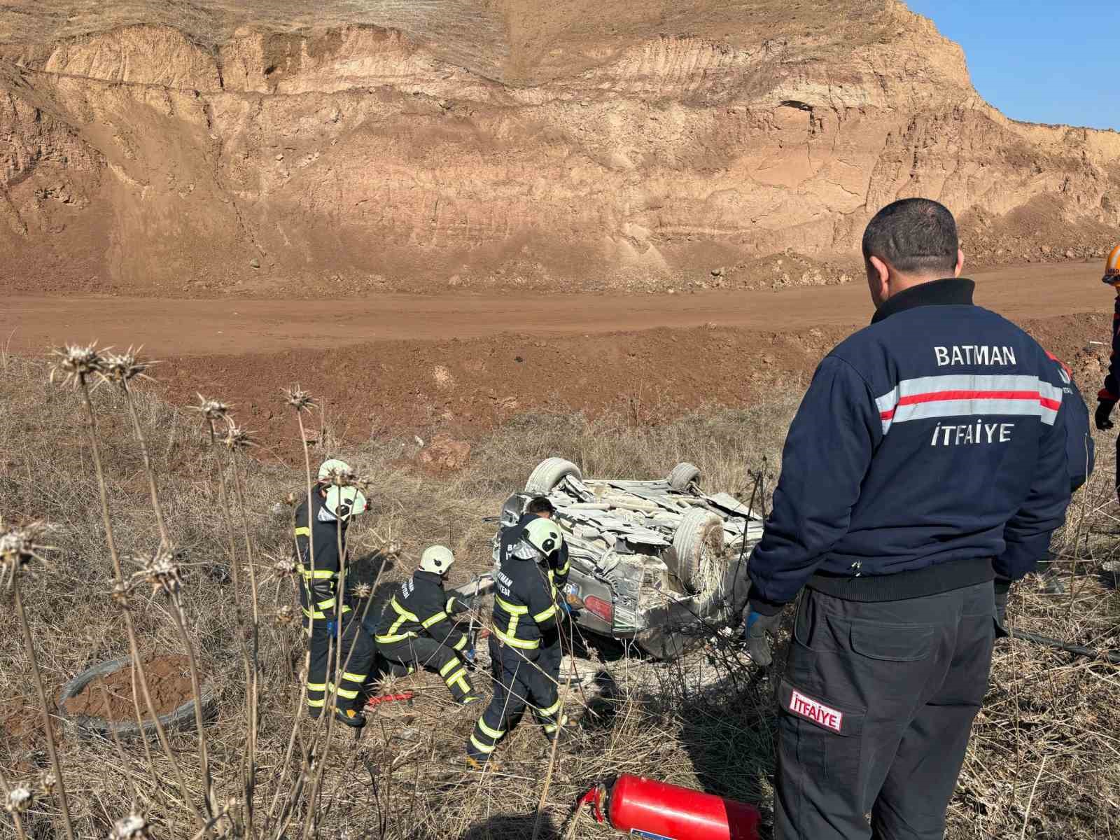 Batman’da otomobil takla attı: 3 ağır yaralı