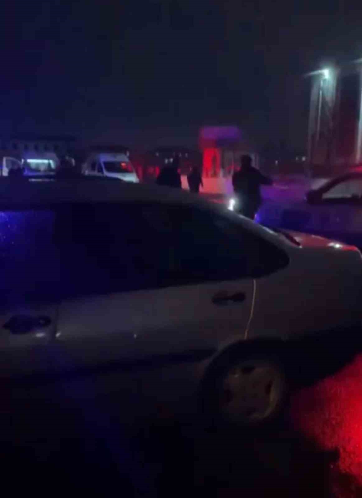 Polis memuru, eski kayınpederi ile bacanağını silahla vurdu: 1 ölü, 1 yaralı
