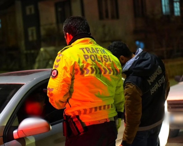 Isparta&rsquo;da 24 saatte yapılan denetimlerde 7 aranan şahıs yakalandı
