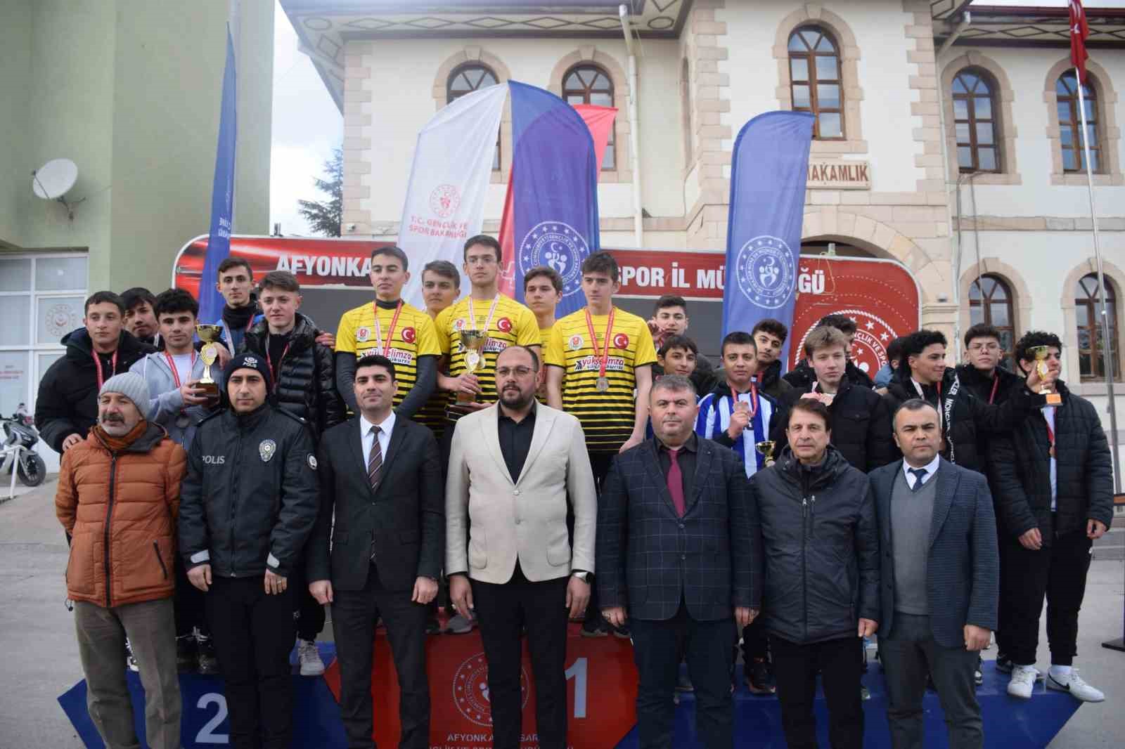 Okul Sporları Gençler Oryantiring müsabakaları tamamlandı