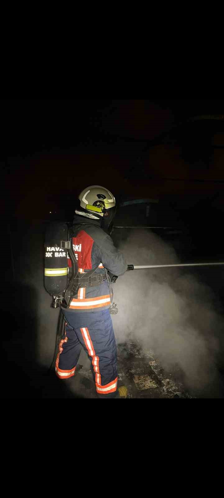 Babaeski&rsquo;de m&uuml;stakil evde &ccedil;ıkan yangın s&ouml;nd&uuml;r&uuml;ld&uuml;
