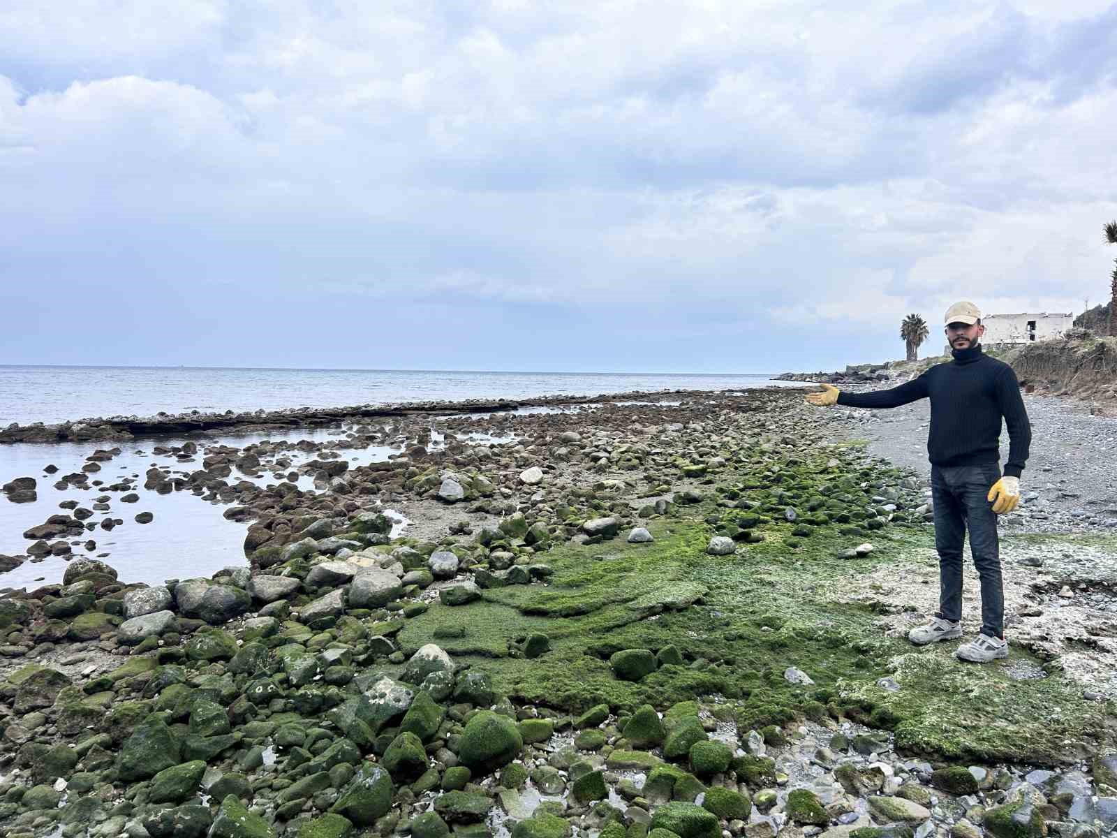 Hatay’da denizde 20 metre çekilme yaşandı