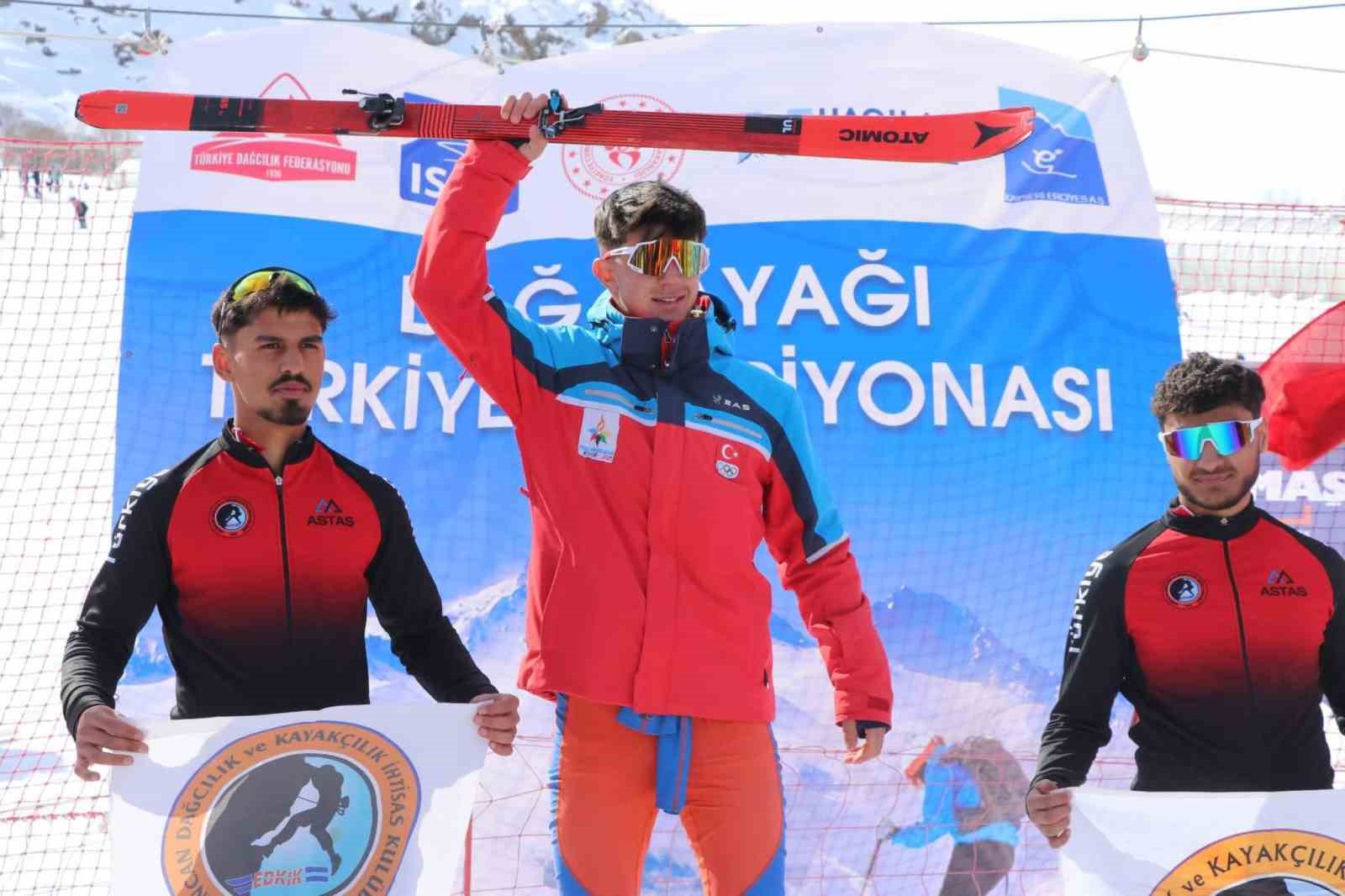 Dağ Kayağı Gençler ve Büyükler Türkiye Şampiyonası Kayseri’de yapıldı