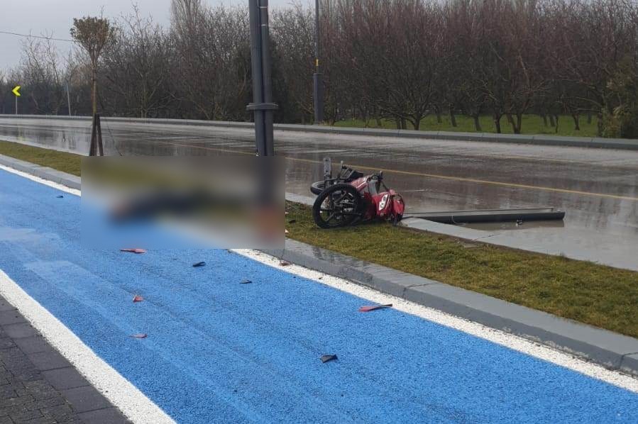 Balıkesir’de motosiklet sürücüsü feci şekilde can verdi