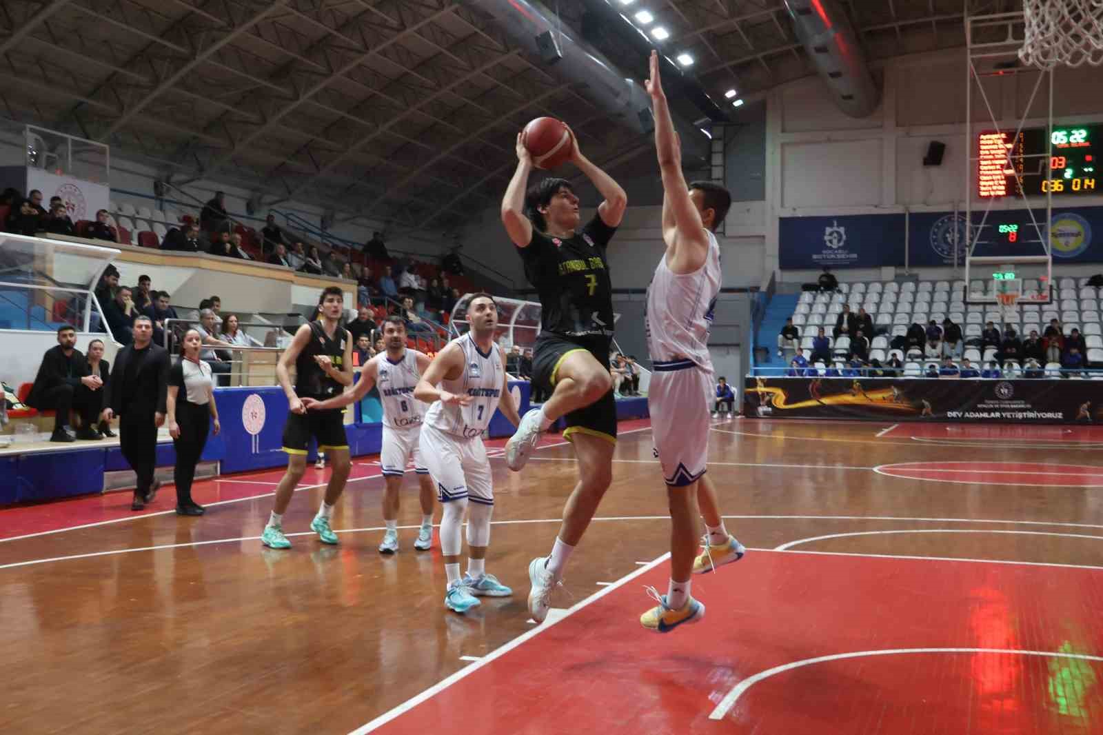 Türkiye Basketbol 2. Ligi: Kocaeli BŞB Kağıtspor: 87 - İstanbul Basket: 59
