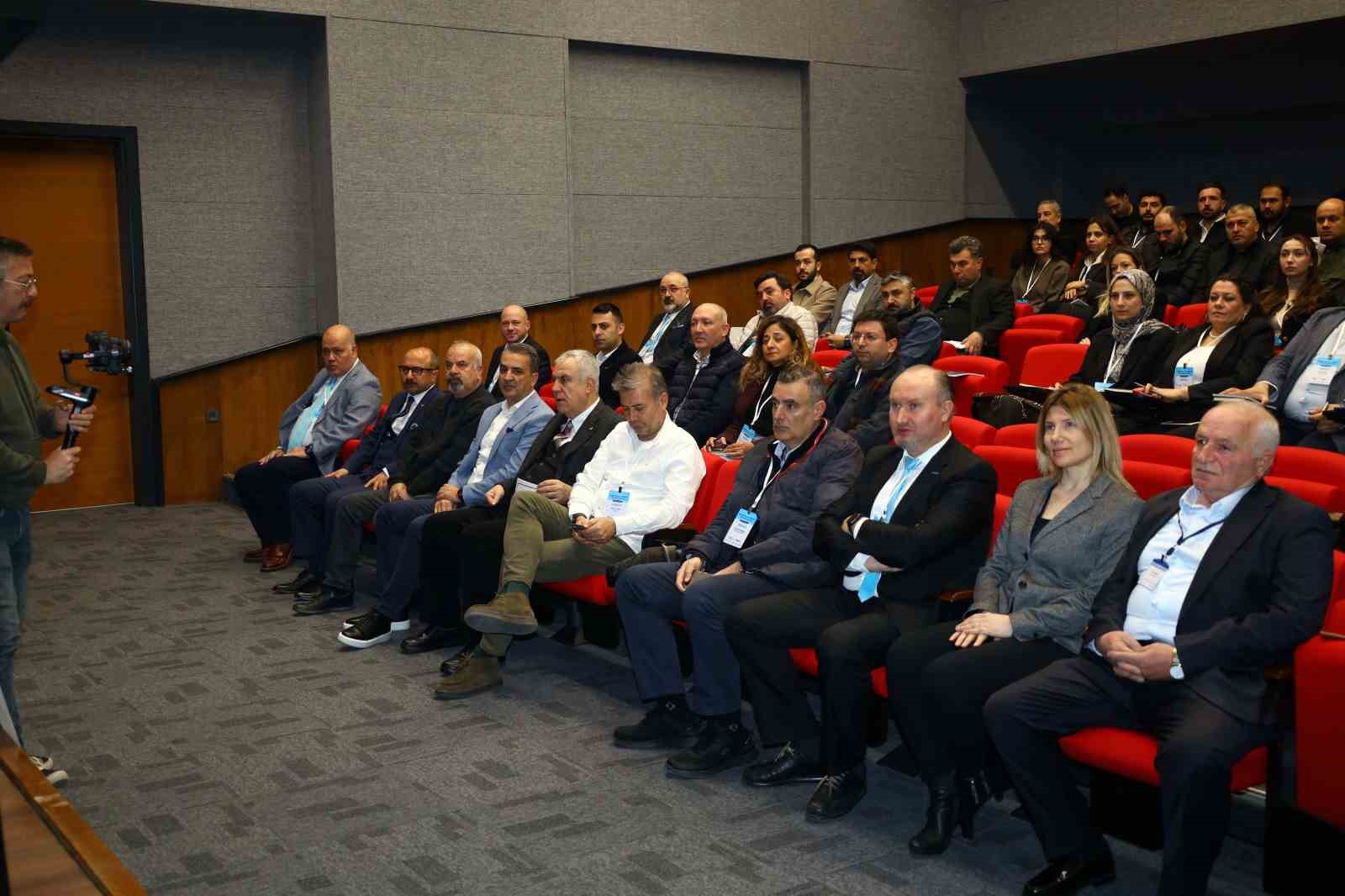 Adana&rsquo;da tedarik zincirinde s&uuml;rd&uuml;rebilirlik konuşuldu

