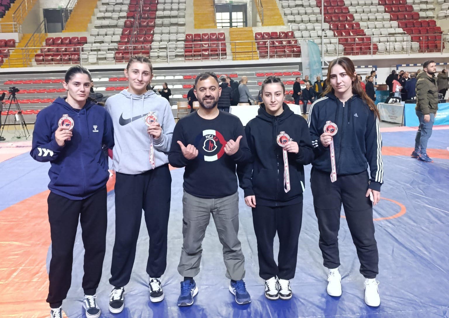 Erzincanlı sporcular T&uuml;rkiye Şampiyonasından madalya ile d&ouml;nd&uuml;
