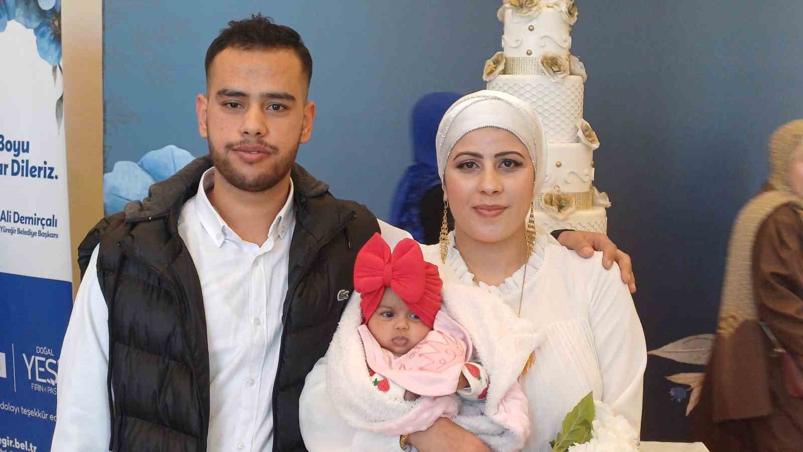 Adana&rsquo;da T&uuml;rk Medeni Kanunu&rsquo;nun 99. yılında 99 &ccedil;ifte toplu nikah kıyıldı
