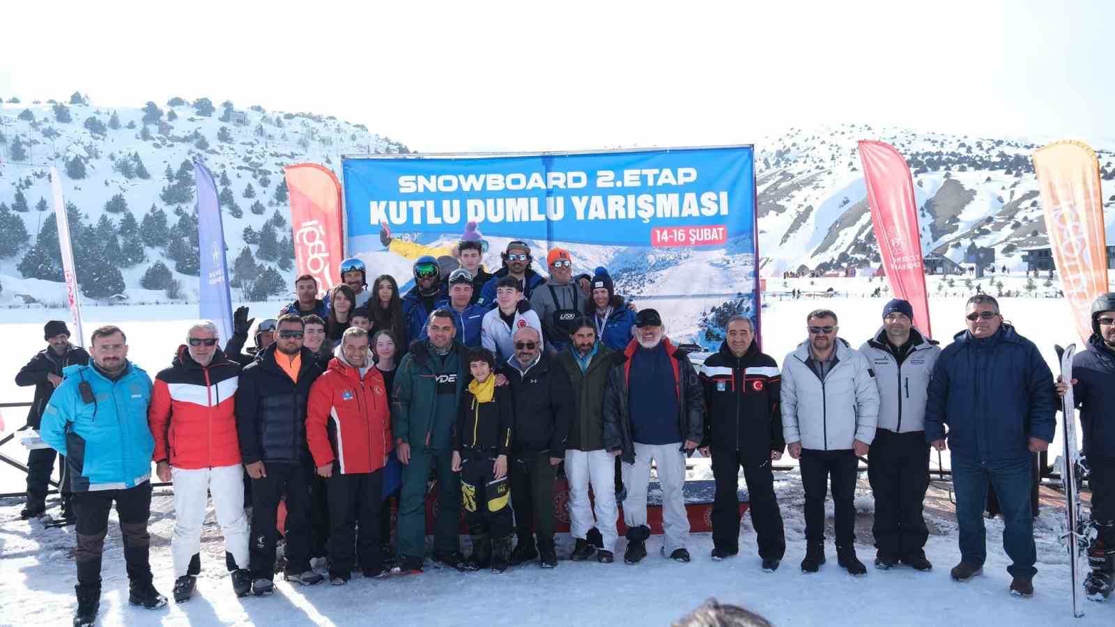 Snowboard 2. Etap Kutlu Dumlu Yarışları tamamlandı
