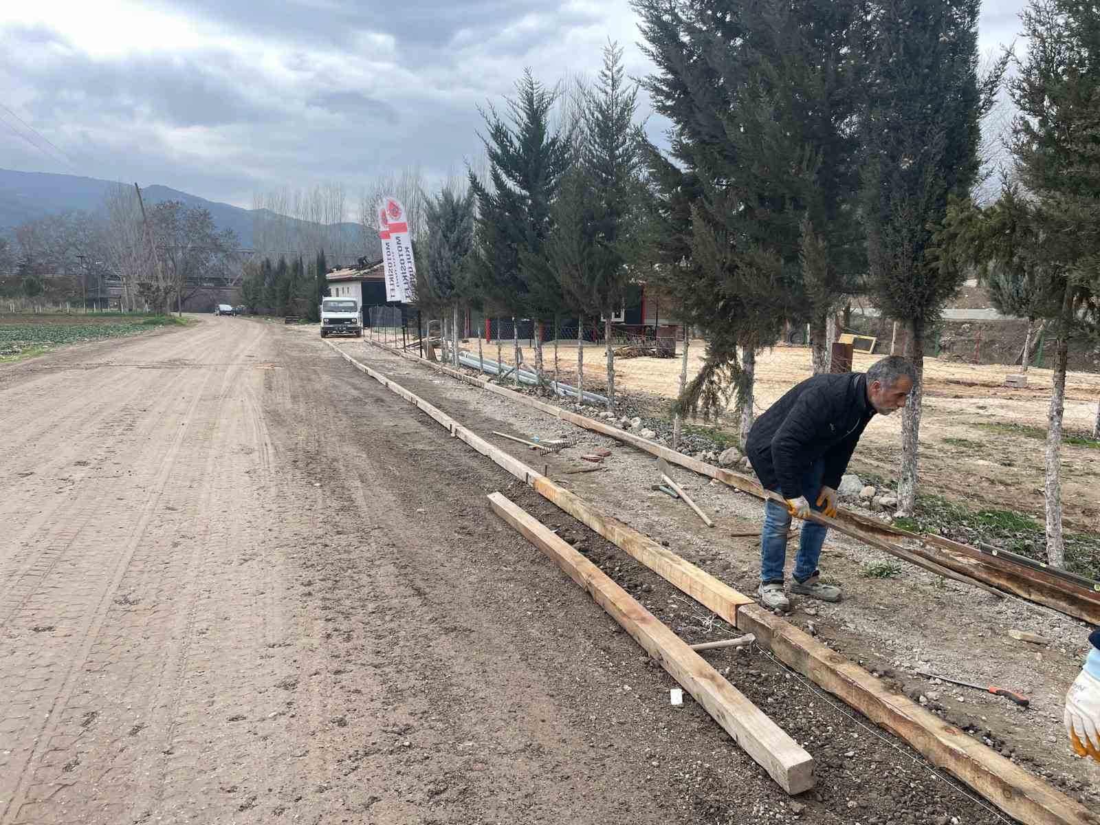 Sakarya nehri yürüyüş yolunun Gölpark’a kadar uzatılması için çalışmalara başlandı