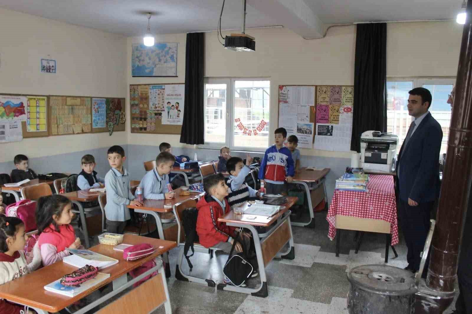 Öğrencilere yönelik kitap okuma teşviki sürüyor