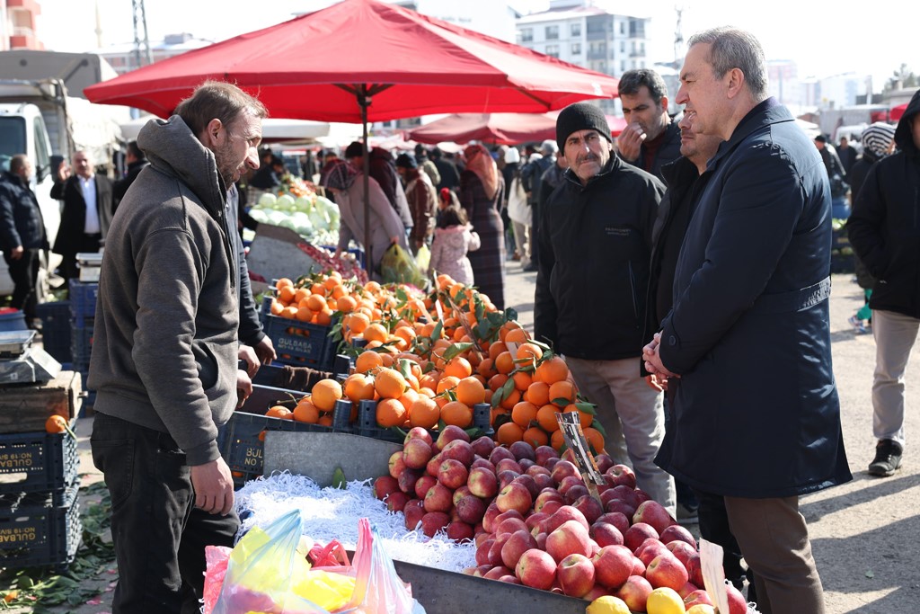 Sivas Belediyesi’nden Ramazan ayında ihtiyaç sahiplerine pazar desteği
