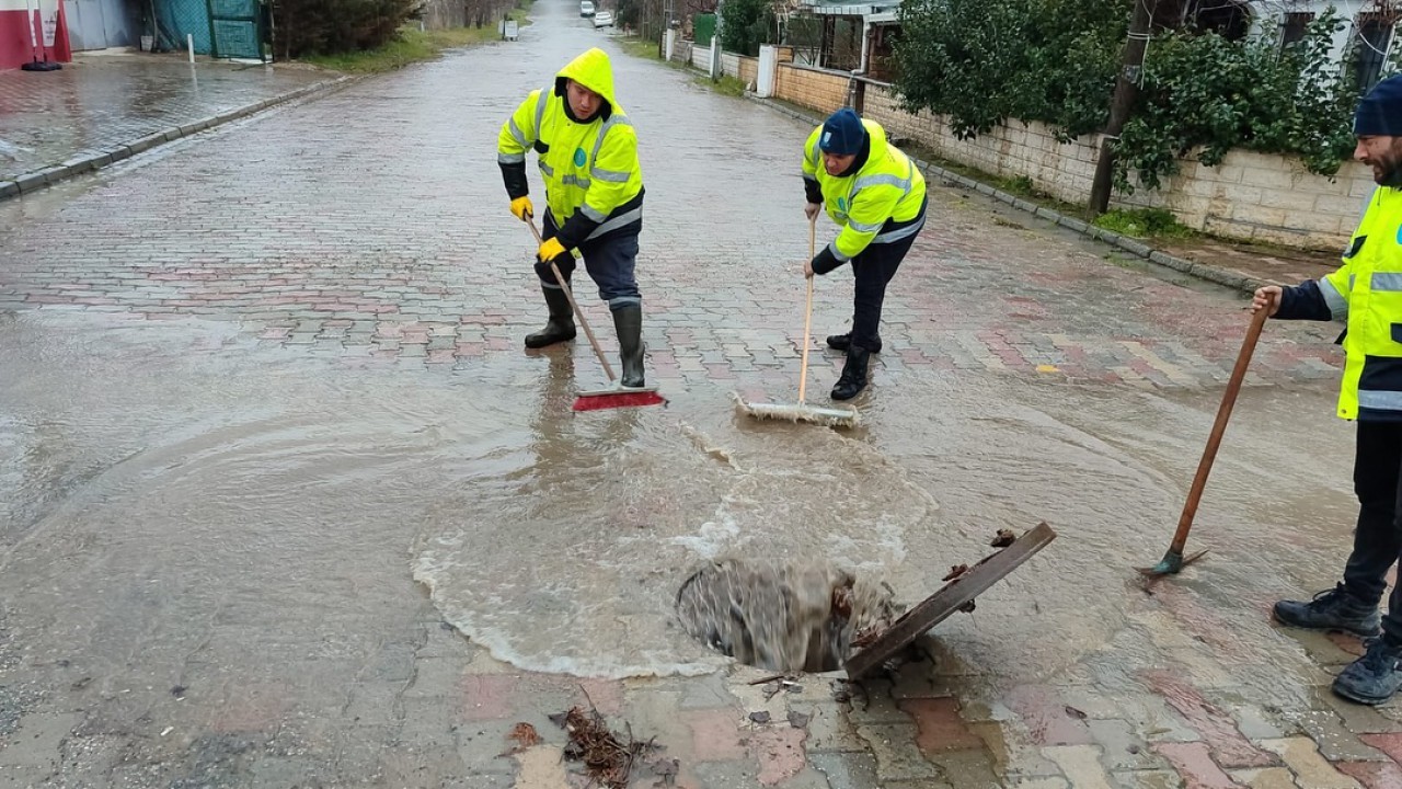 Silivri Belediyesi yoğun yağışlara karşı hazırlıklarını tamamladı