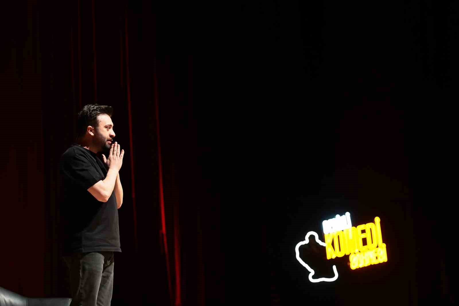 B&uuml;y&uuml;kşehir Belediyesinin ilk kez d&uuml;zenlediği Denizli Komedi Sahnesi sona erdi
