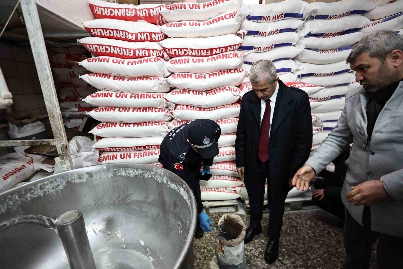 Tahmazoğlu: "Halkın sağlığı bizim i&ccedil;in &ouml;nemli"
