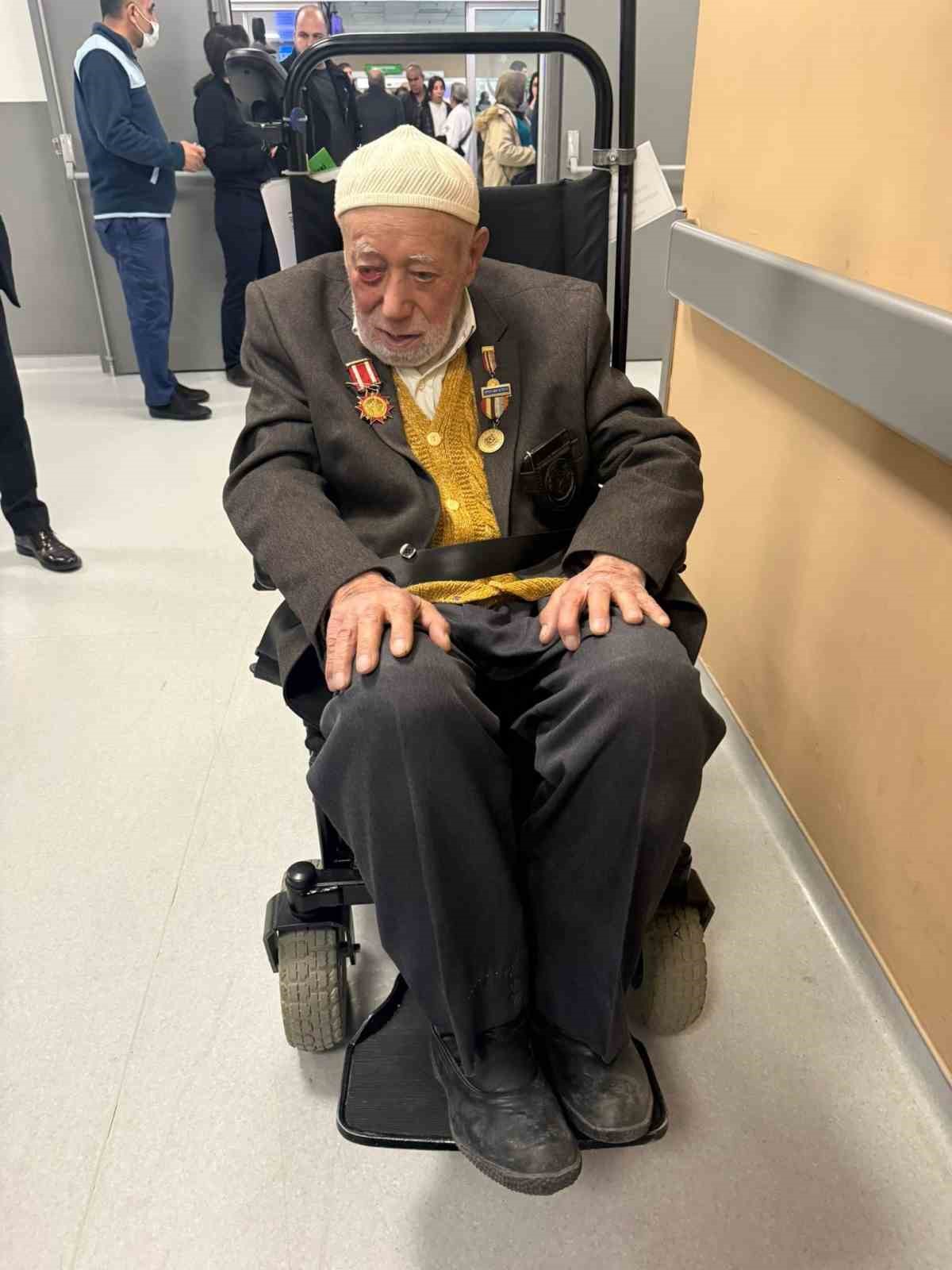 Kore Gazisi son yolculuğuna uğurlandı
