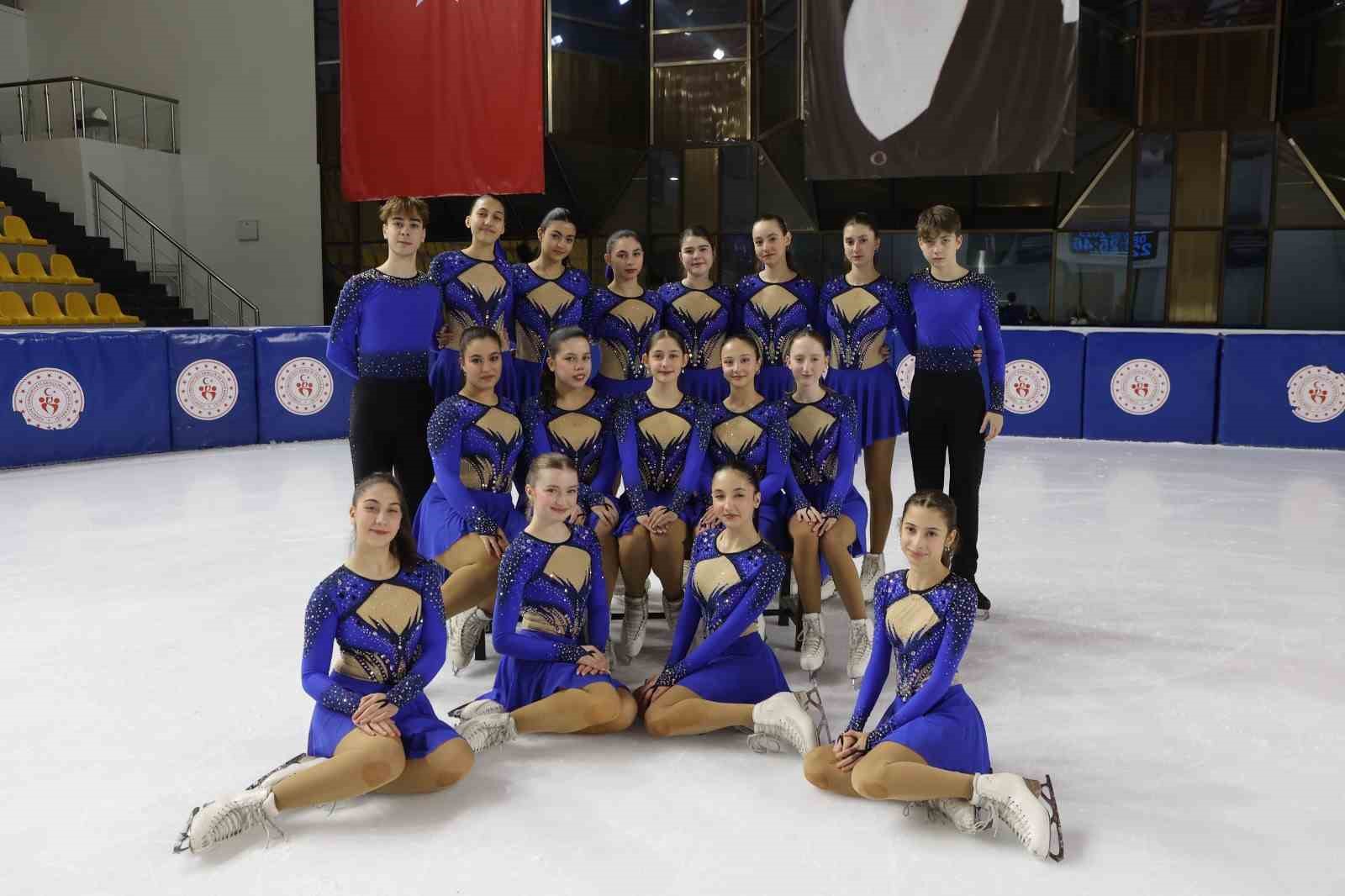 Türkiye’yi senkronize buz pateninde ilk kez Buz 41 Spor temsil edecek