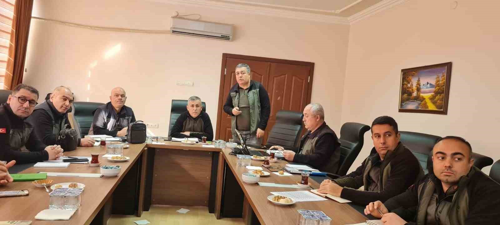 Emet Orman İşletme Müdürlüğünde 2025 yılı değerlendirme toplantısı