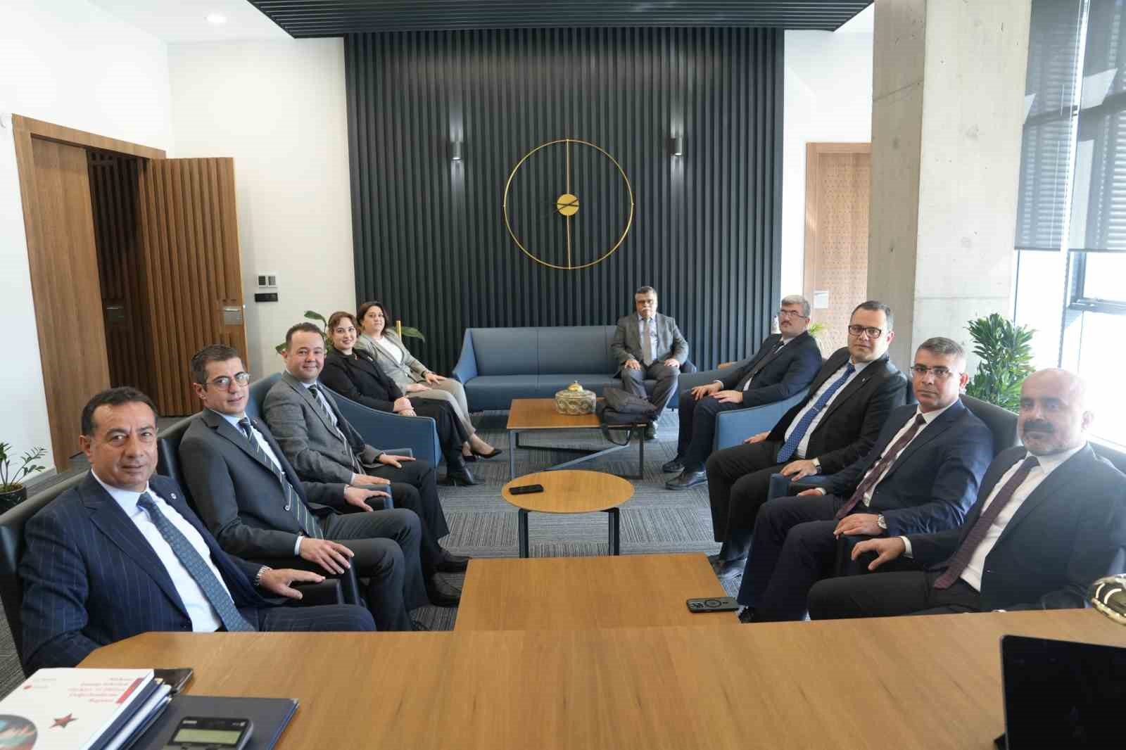 Sanayi İş Birlikleri Daire Başkanı Kütük, Yeni Yerli Malı Tebliği’nin detaylarını Denizli’de anlattı