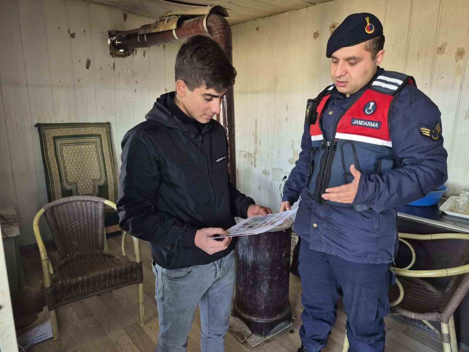 Soba zehirlenmelerine karşı Jandarma tarafından uyarı yapıldı