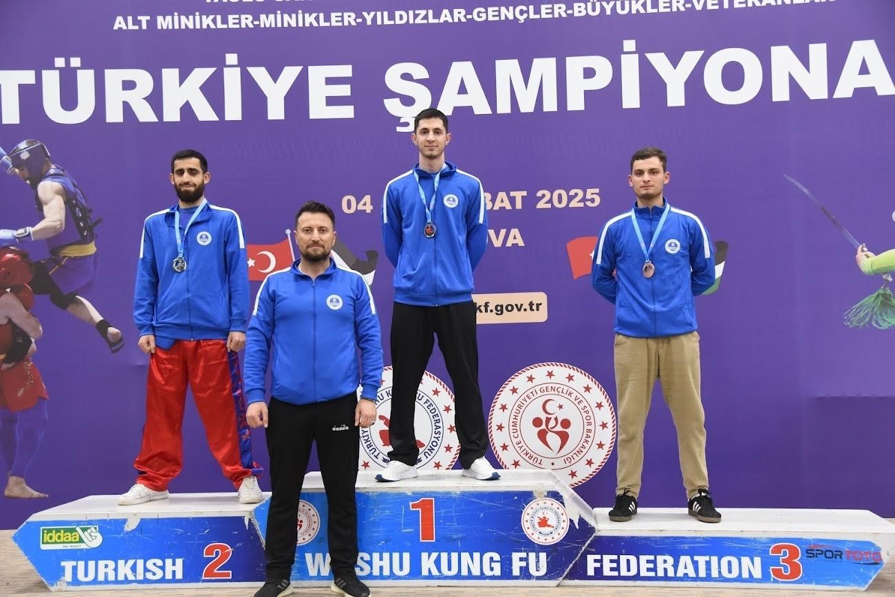 Kağıtspor Jeet Kune Do Takımı 20 madalya ile kürsüye çıktı
