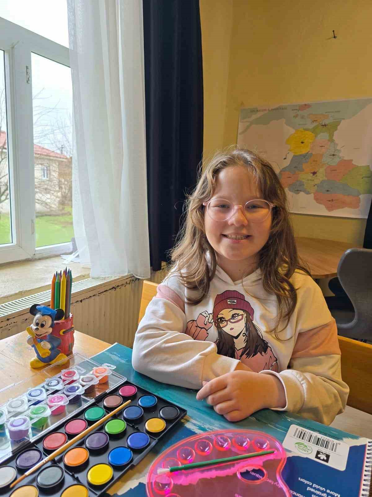 İnci Bayram İstiklal konulu resim yarışmasında T&uuml;rkiye 2. oldu
