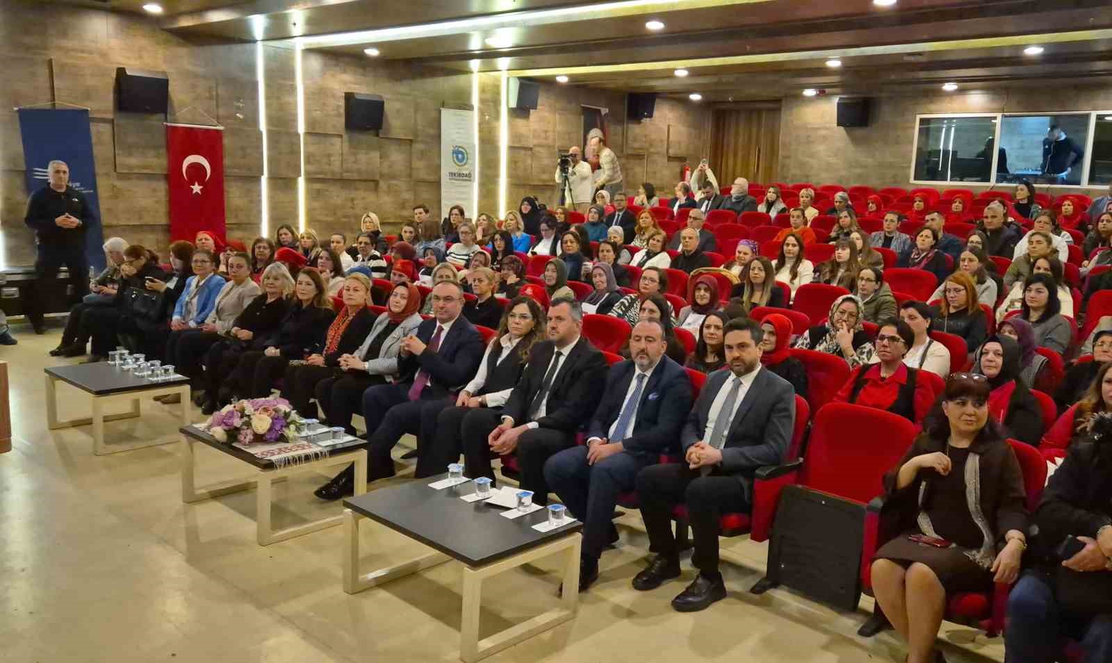 Tekirdağlı kadınlara pazarlama eğitimi
