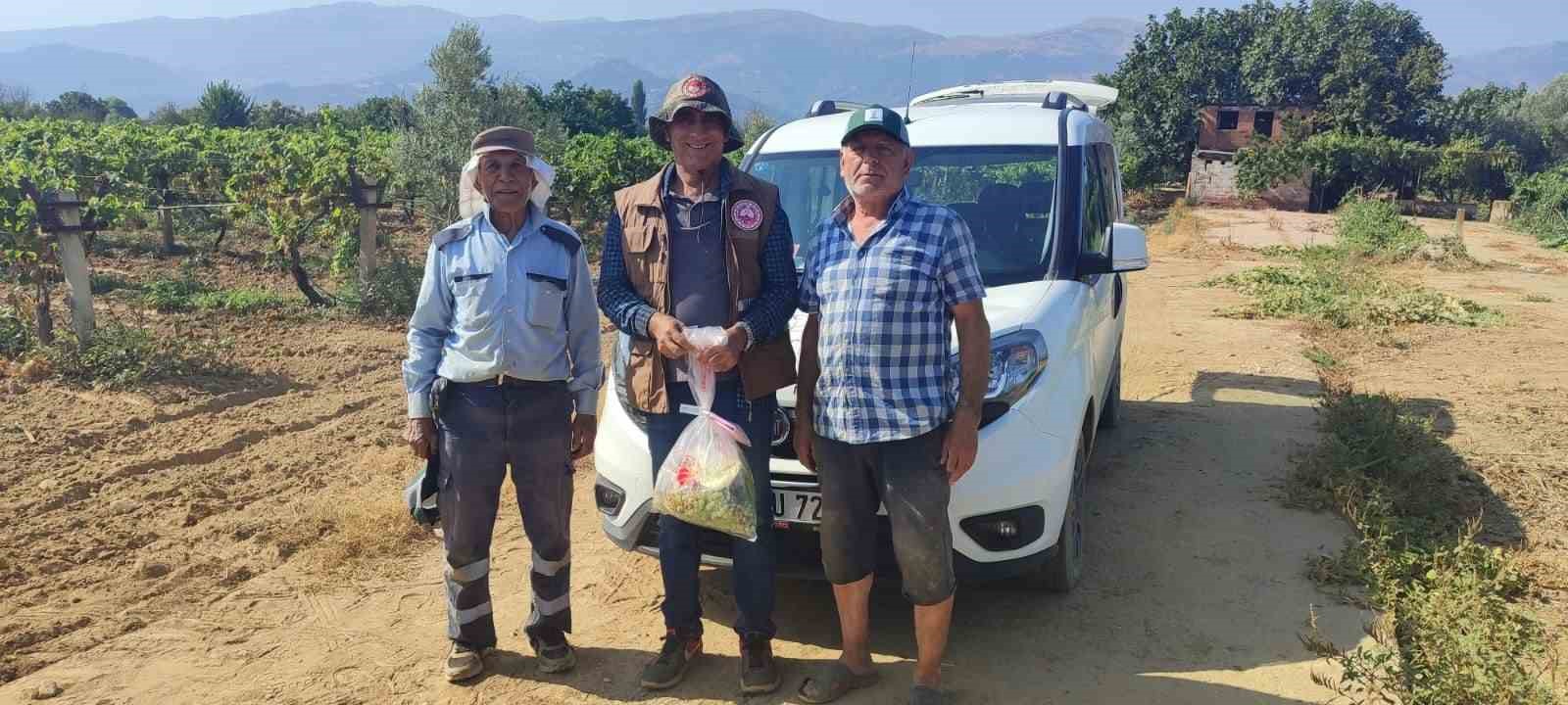 Manisa’da üreticilere yasaklı madde uyarısı
