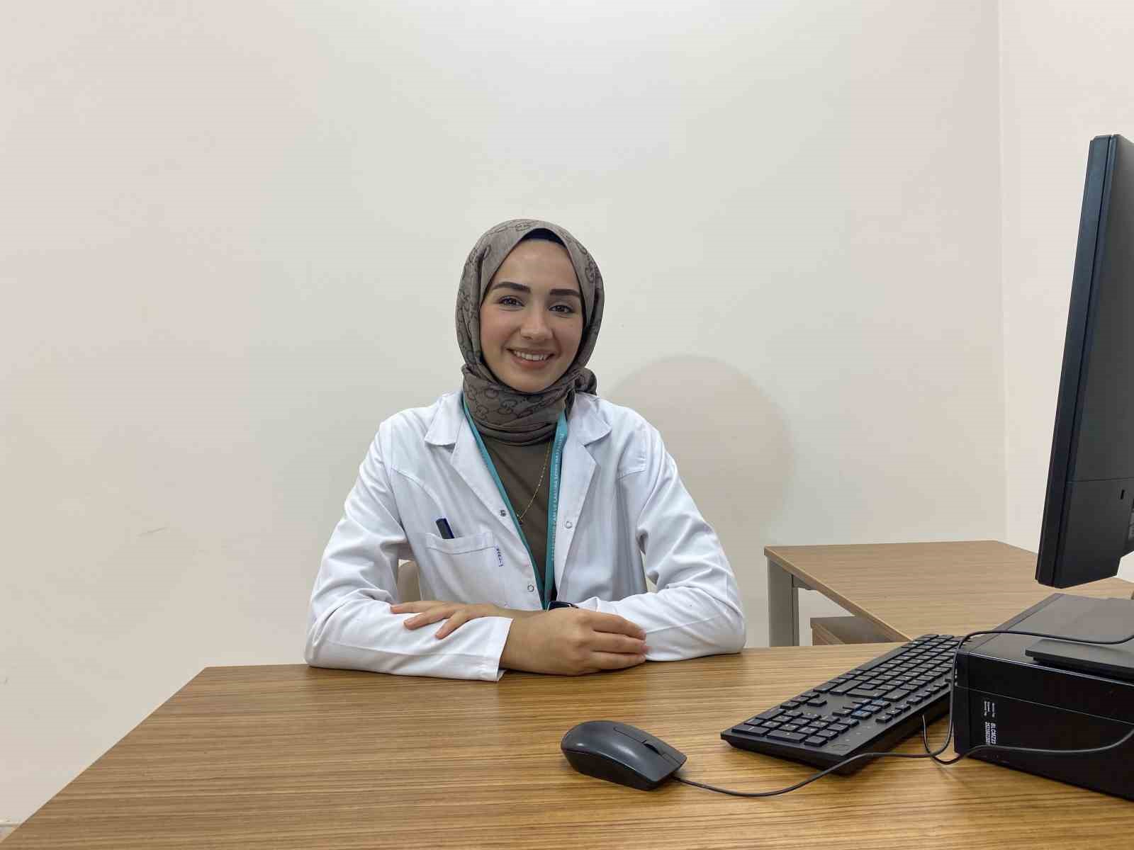 Hamilelikte ‘Bitki çayı’ uyarısı: &quot;Bir şey olmaz’ demeyin, gebeliği riske atan bir durum&quot;