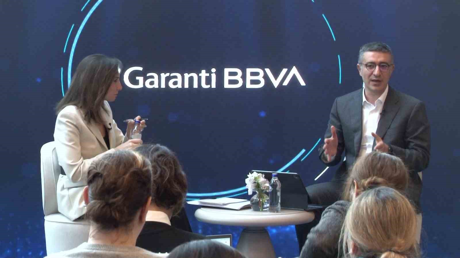 Garanti BBVA Genel Müdürü Mahmut Akten: &quot;Sene sonunda enflasyonun yüzde 19-29 arasında olacağını bekliyoruz&quot;