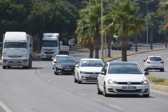 İzmir’de trafiğe kayıtlı araç sayısı 2 milyona yaklaştı