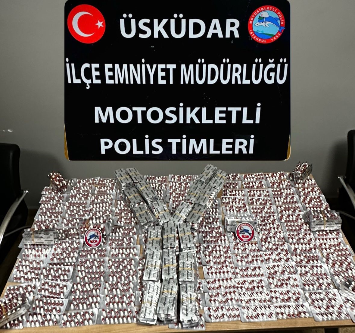 İstanbul’da film gibi takip: Şüpheli araçtan 5 bin adet sentetik hap çıktı