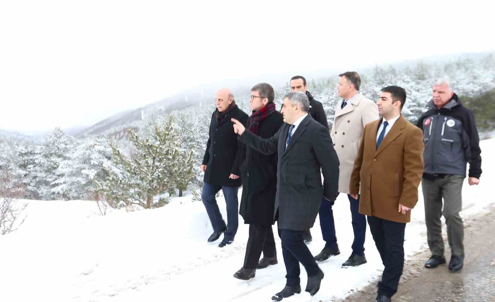 Amasya&rsquo;da okullar 1 g&uuml;n tatil edildi
