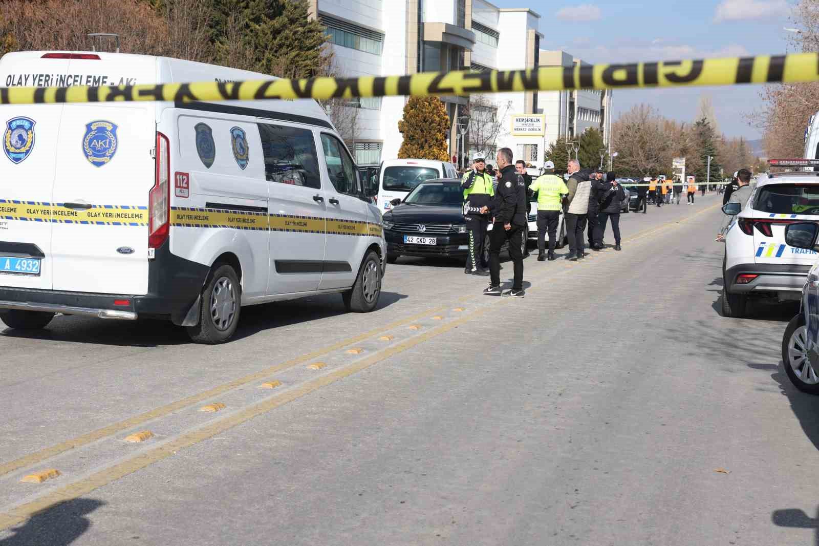 Dekanlık daha önce uyarıda bulunmuş